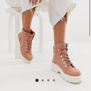 New Look chunky flat boots in Nude/Blush